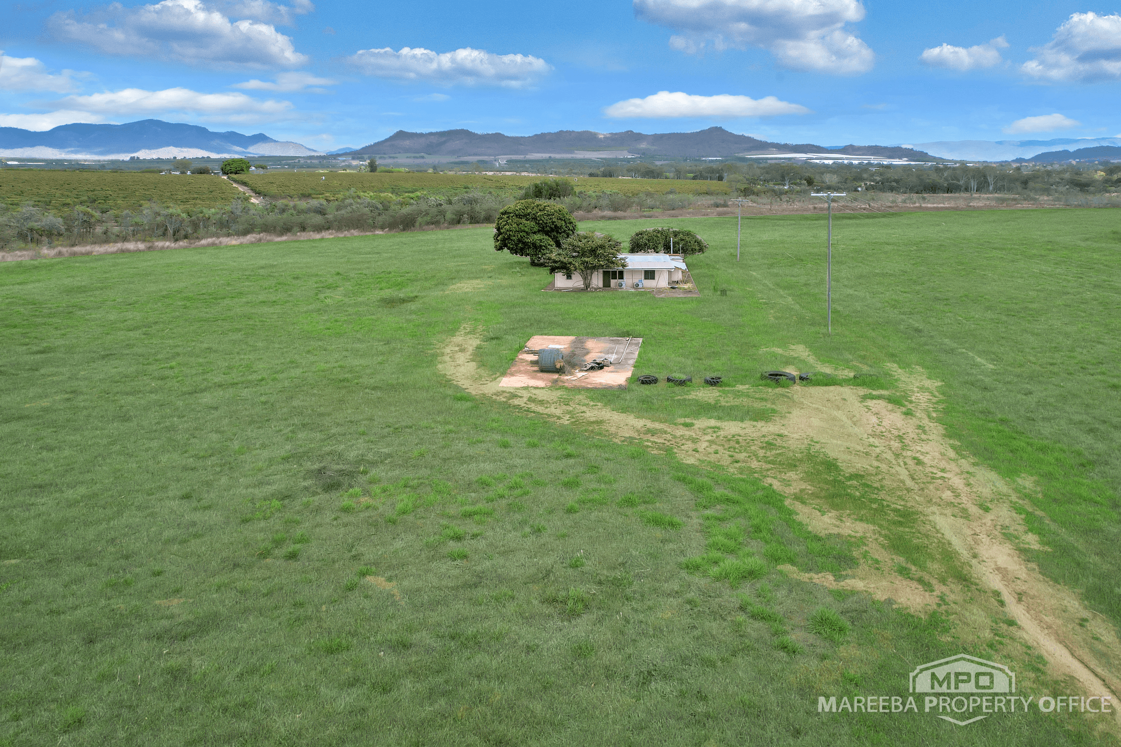 5 Darrell Road, DIMBULAH, QLD 4872