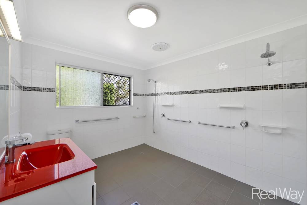 21 Sharon Park Lane, Sharon, QLD 4670