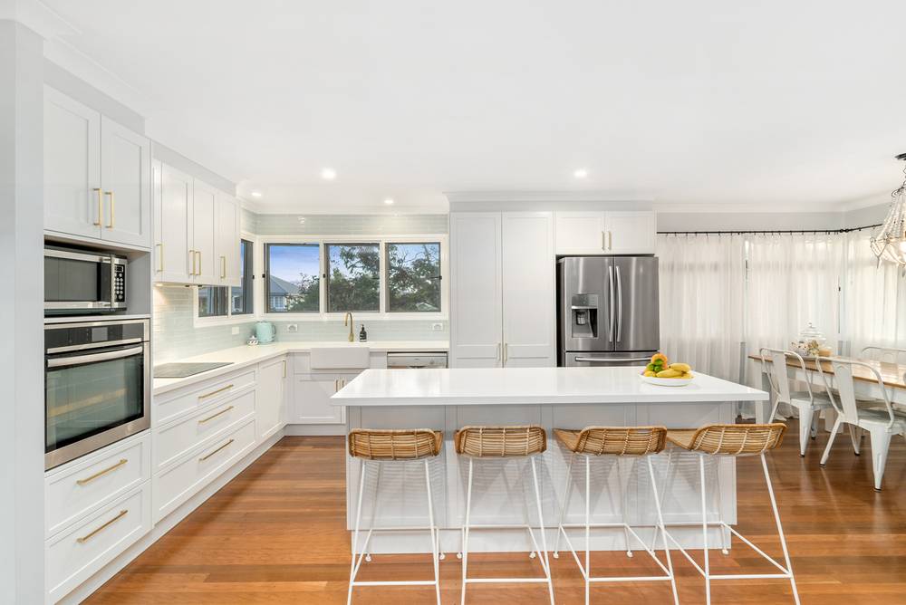 54a Arthur Street, WOODY POINT, QLD 4019
