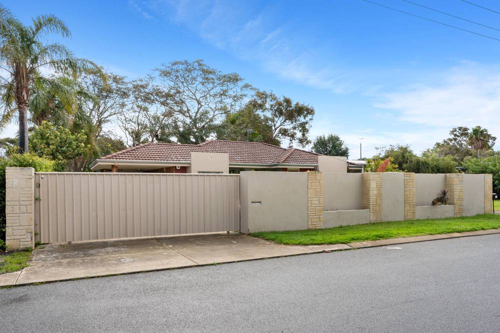 15 Cobblers Street, FALCON, WA 6210
