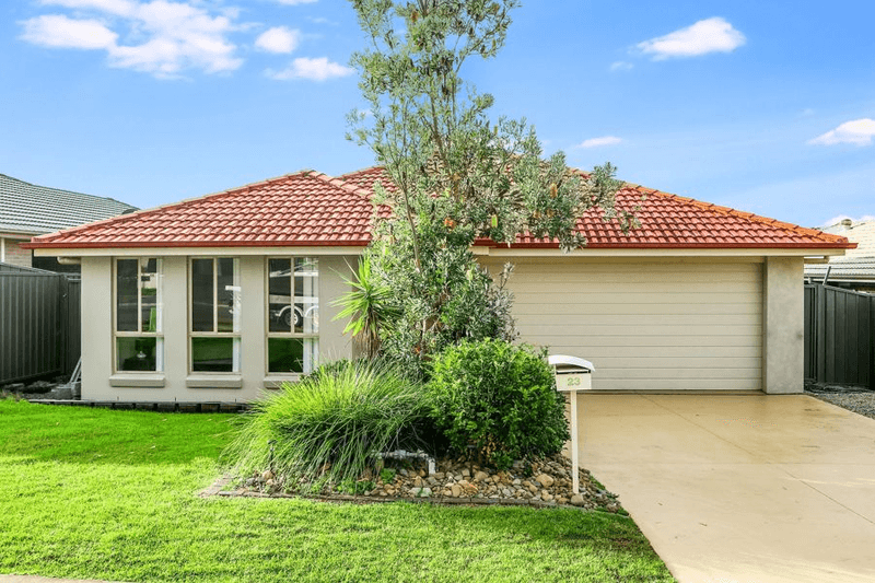 23 CLYDESDALE STREET, WADALBA, NSW 2259