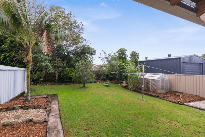 30 Lorking Ave, BELLAMBI, NSW 2518