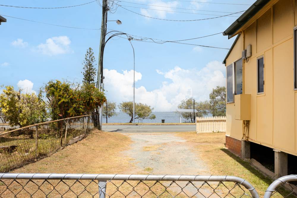 74 Hornibrook Esplanade, Clontarf, QLD 4019
