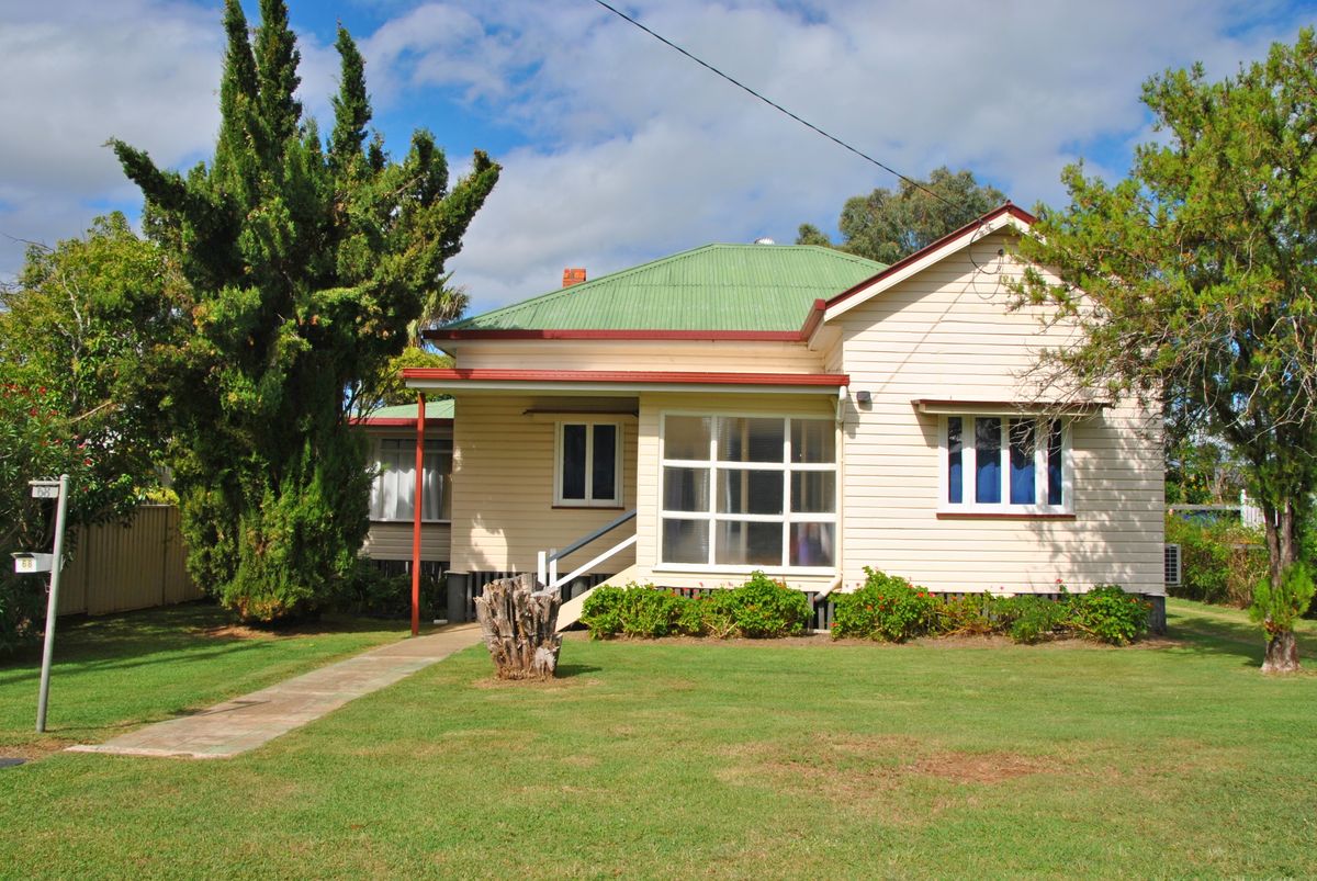 68 Guy St, Warwick, QLD 4370