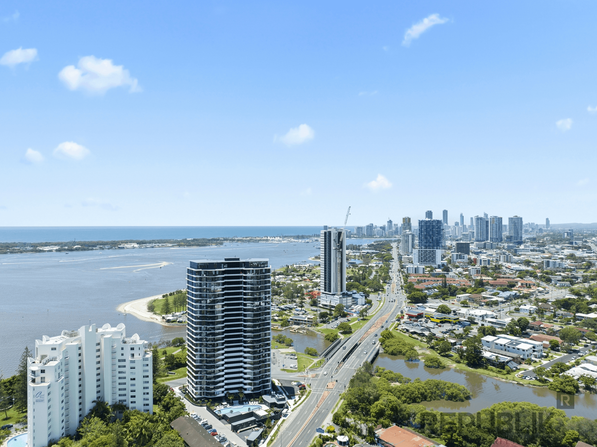 1807/180 Marine Parade, LABRADOR, QLD 4215