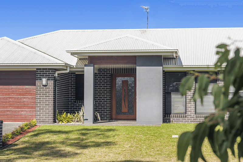 38 Steinberg Road, HIGHFIELDS, QLD 4352