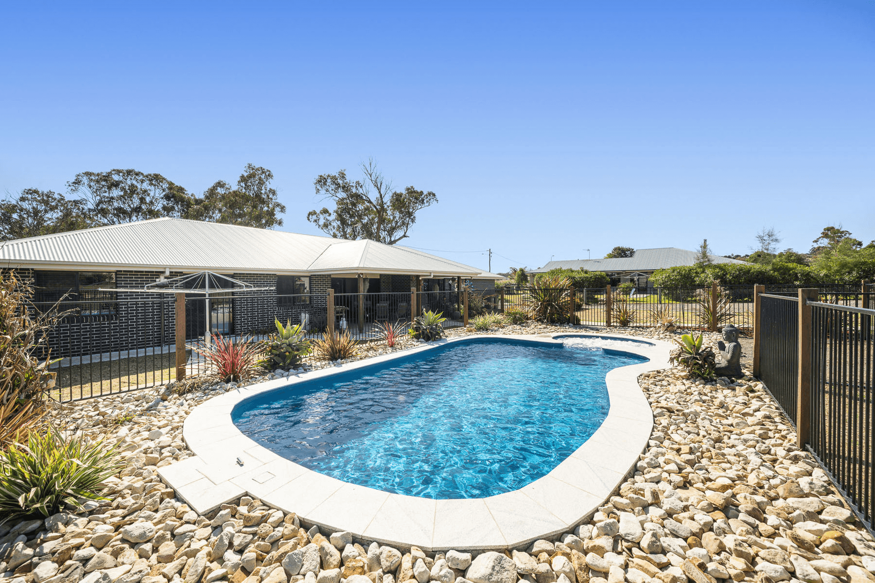 38 Steinberg Road, HIGHFIELDS, QLD 4352