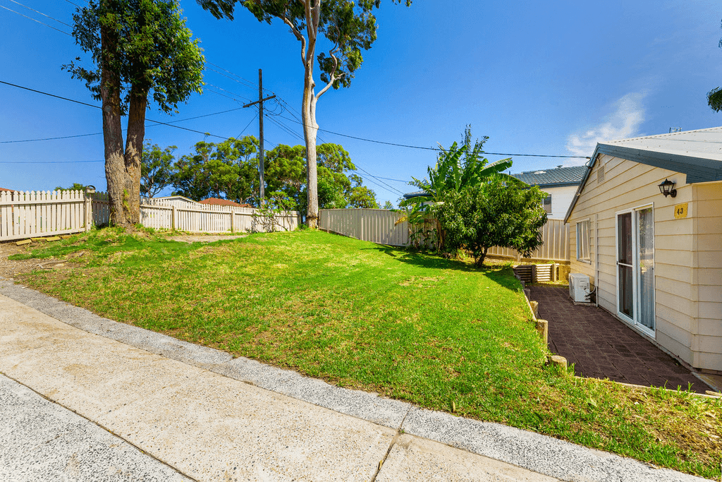 43 Leumeah Avenue, CHAIN VALLEY BAY, NSW 2259