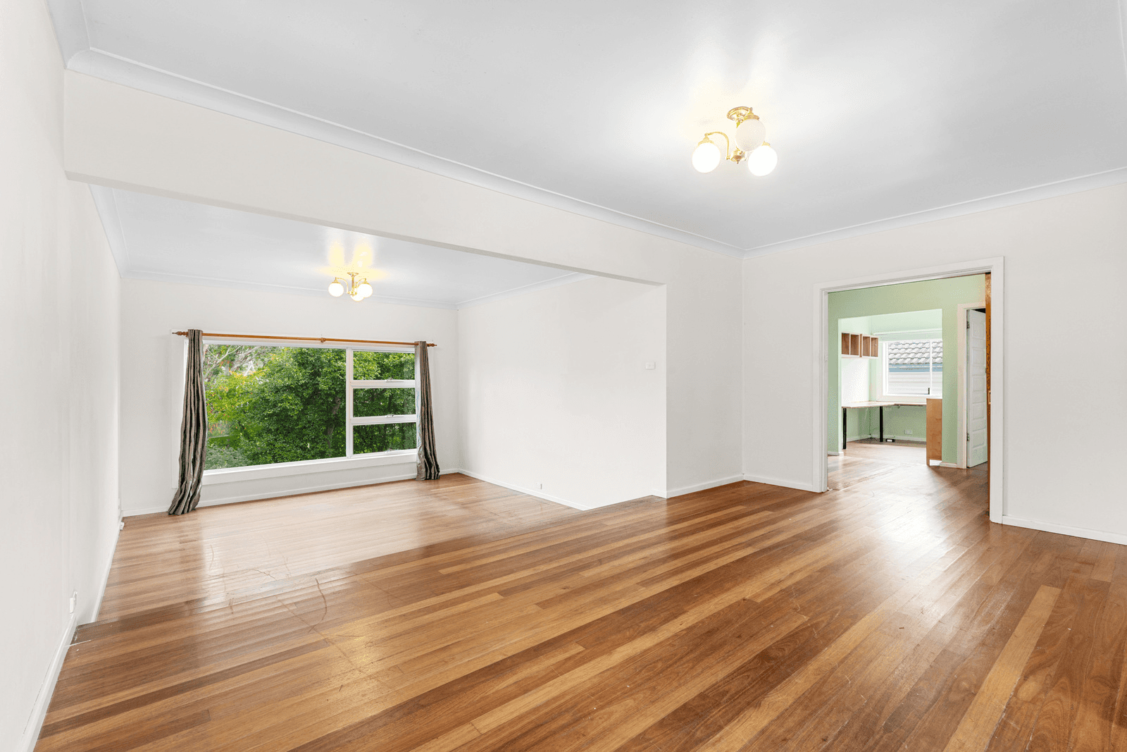 1 Beethoven Street, Engadine, NSW 2233