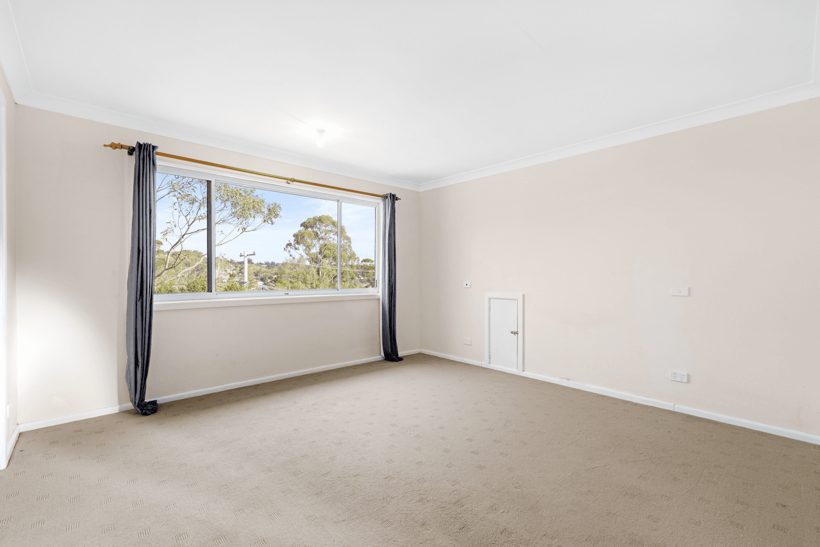 1 Beethoven Street, Engadine, NSW 2233