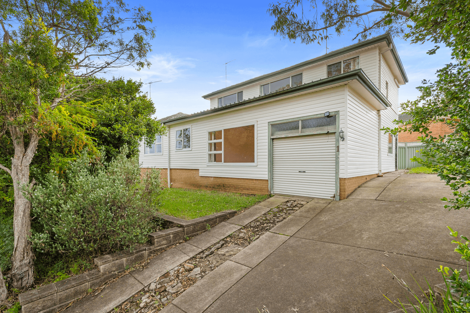 1 Beethoven Street, Engadine, NSW 2233