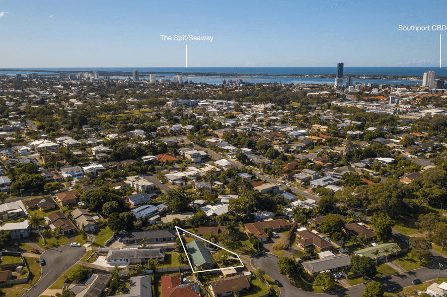 1 & 2/4 Heffernan Crescent, SOUTHPORT, QLD 4215