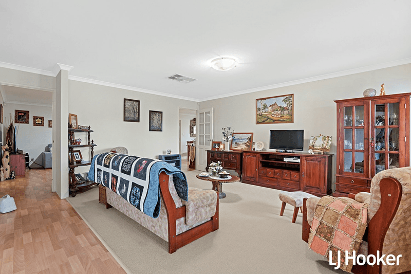 13 Antigua Place, SOUTHERN RIVER, WA 6110