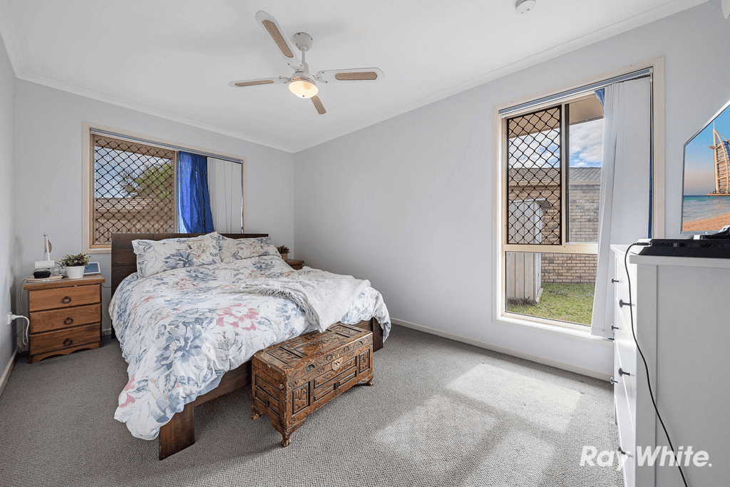 10 Bella Court, EAGLEBY, QLD 4207