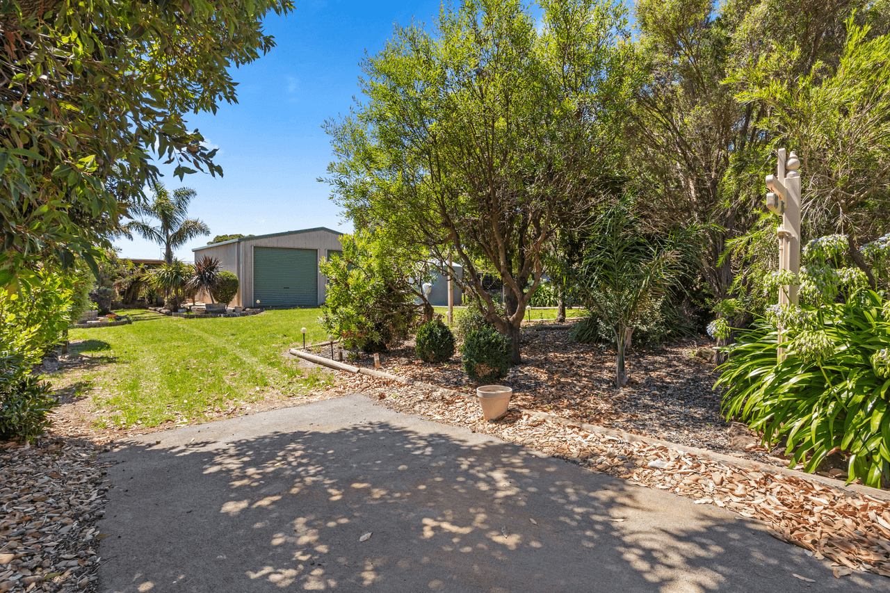 33-35 Landscape Drive, VENUS BAY, VIC 3956