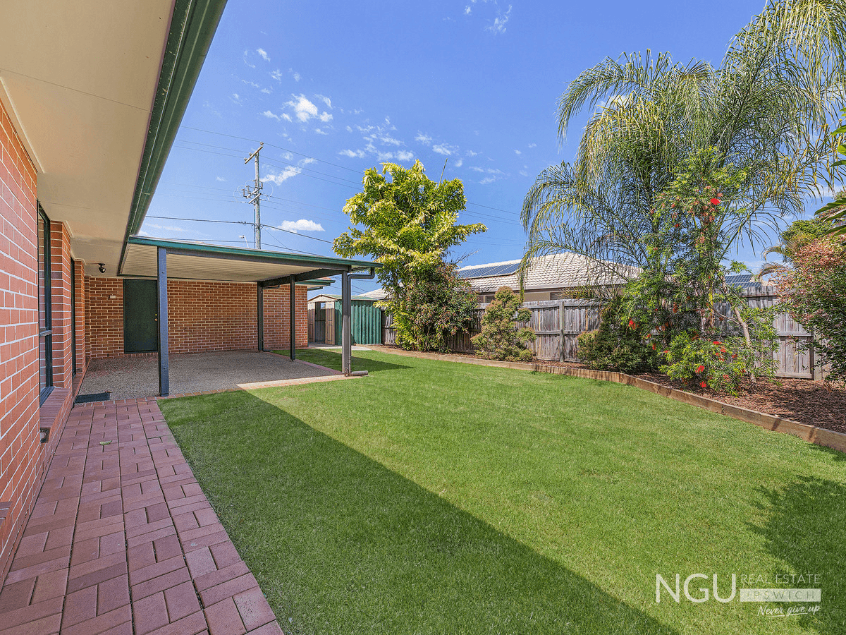 313 South Station Road, Raceview, QLD 4305