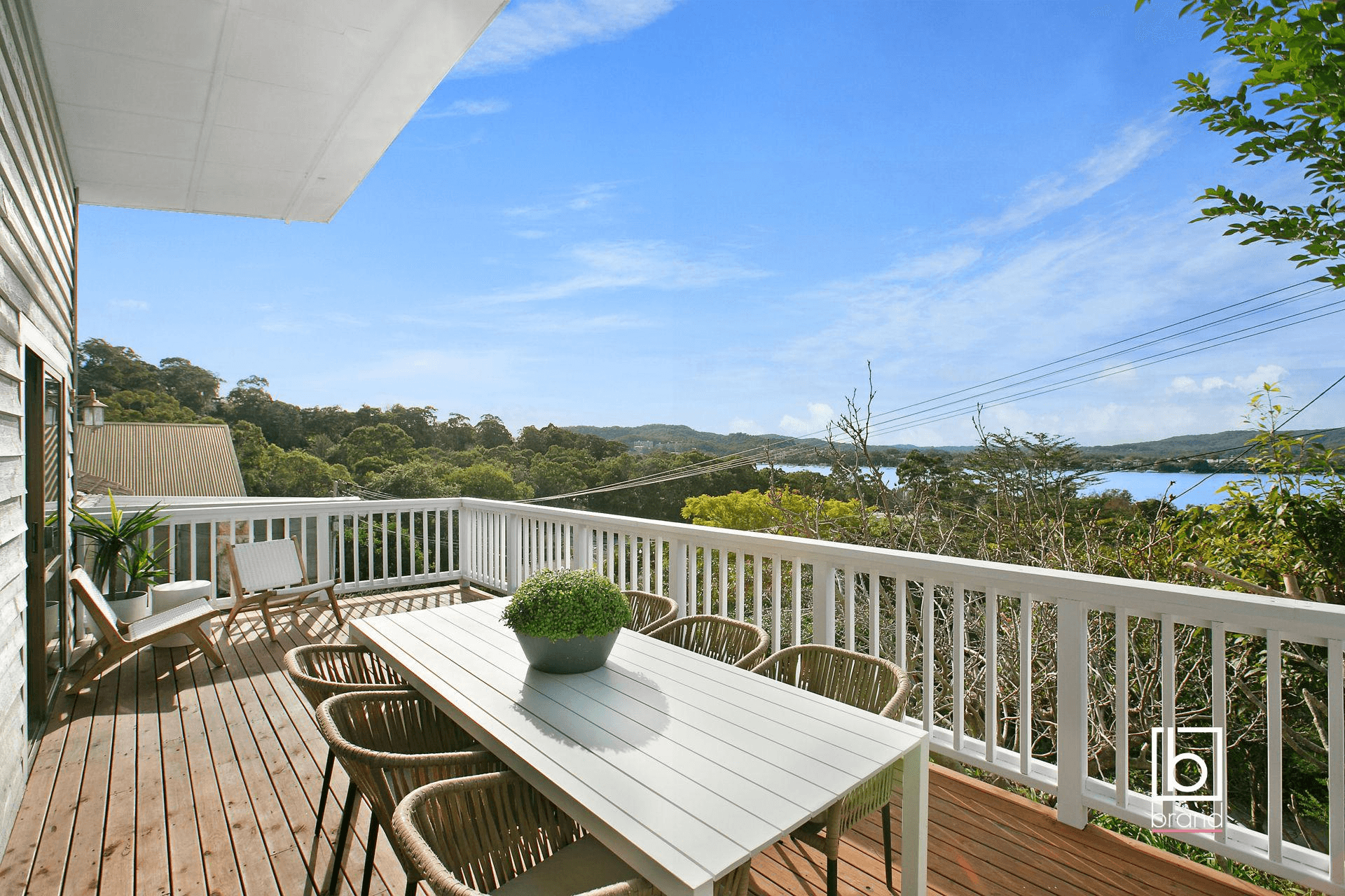 11 Hughes Street, POINT CLARE, NSW 2250