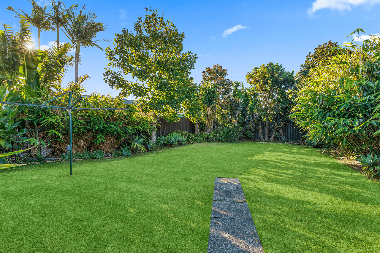 25 Barrack Avenue, BARRACK HEIGHTS, NSW 2528