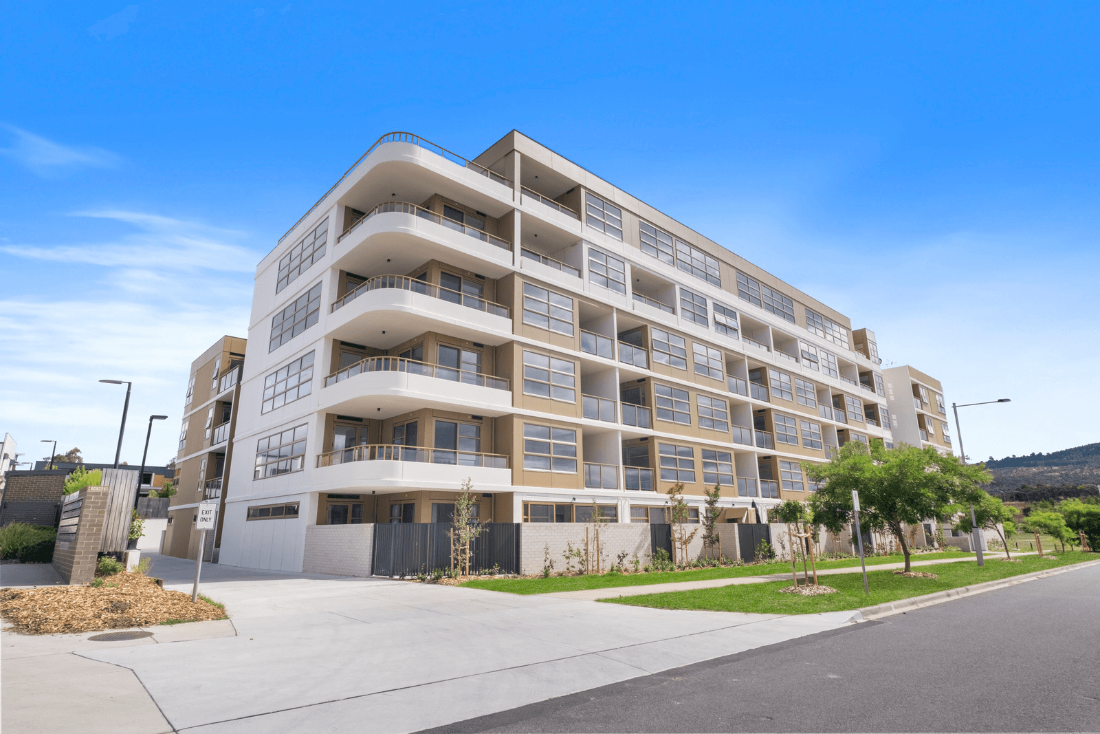 314/43 Arthur Blakeley Way, COOMBS, ACT 2611