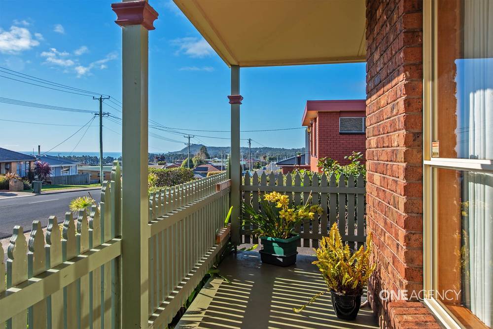 1/37 Thorne Street, UPPER BURNIE, TAS 7320
