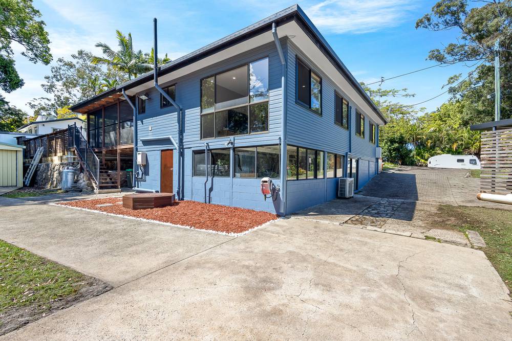 105 Panorama Drive, NAMBOUR, QLD 4560