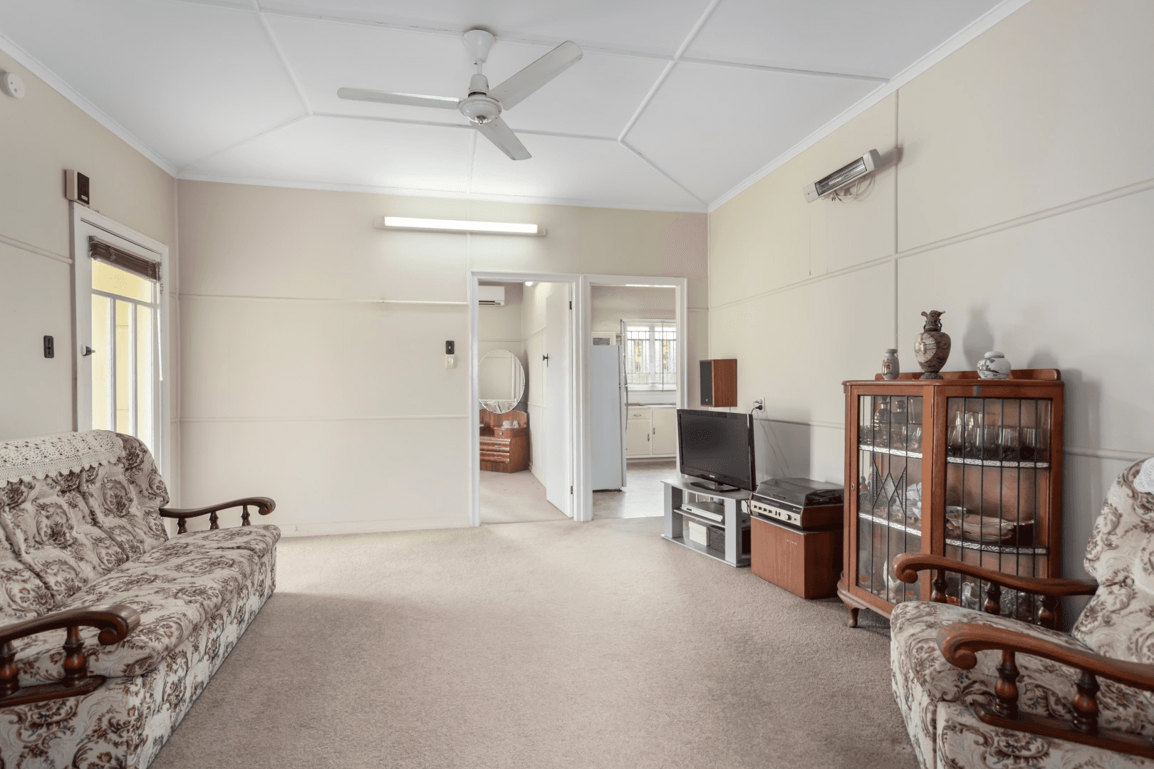 38 Smith Street, NORTH IPSWICH, QLD 4305