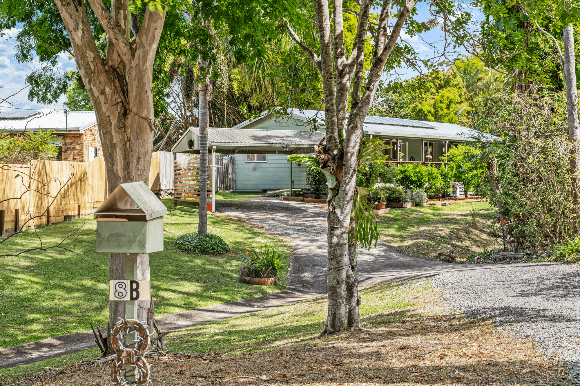 8B Cribb Street, LANDSBOROUGH, QLD 4550