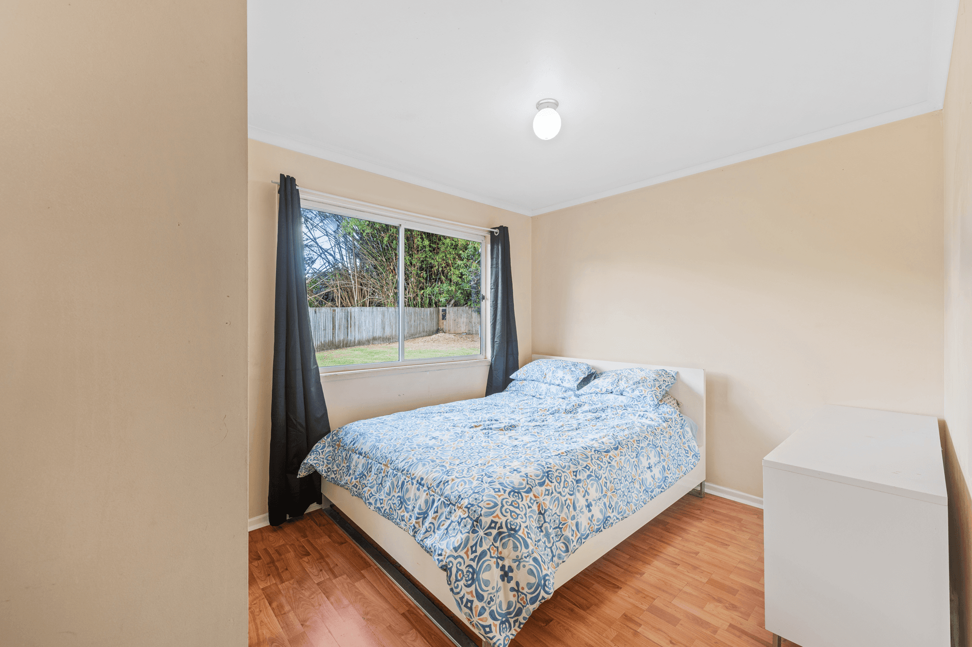 8B Cribb Street, LANDSBOROUGH, QLD 4550