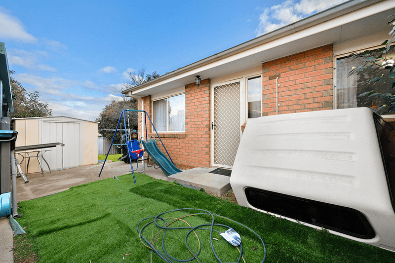 100 Mainwaring Rich Circuit, PALMERSTON, ACT 2913