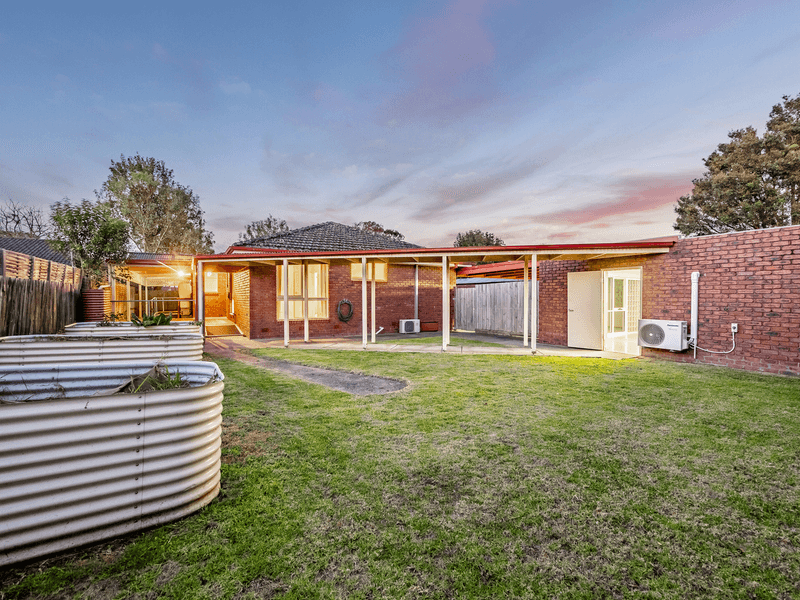 36 Lyall Street, CRANBOURNE, VIC 3977