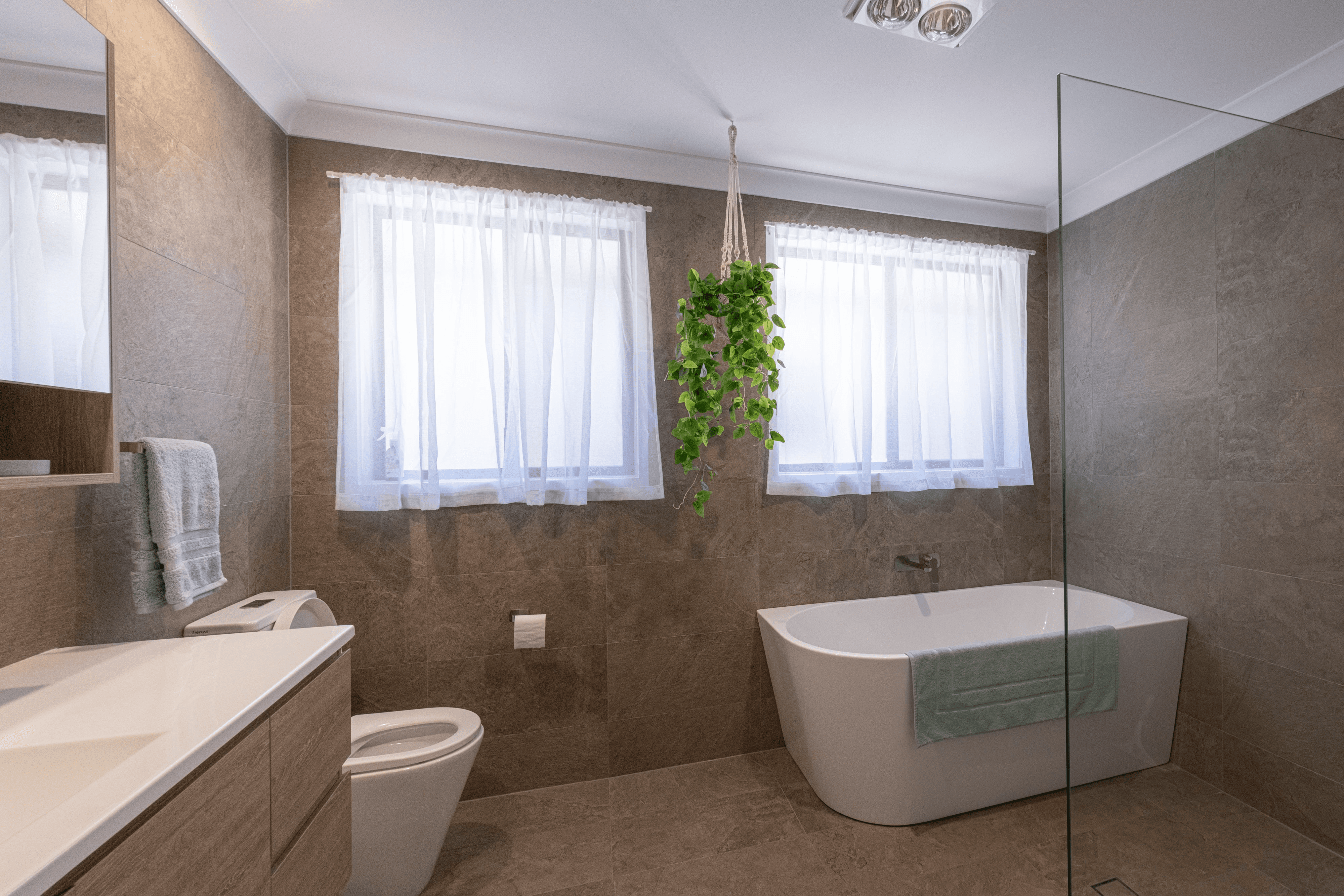 33 Scarborough Way, Dunbogan, NSW 2443