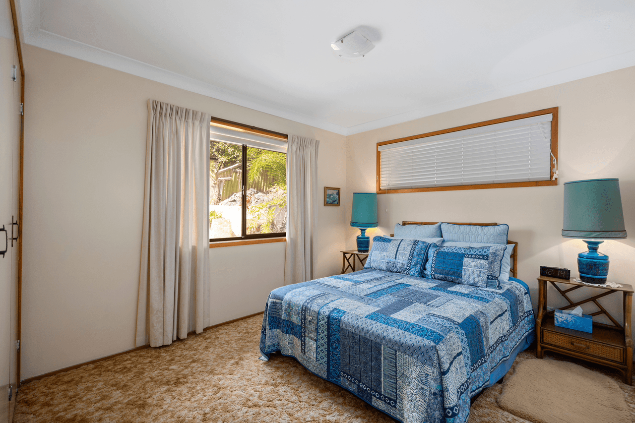 5 Numidia Street, CURRUMBIN WATERS, QLD 4223