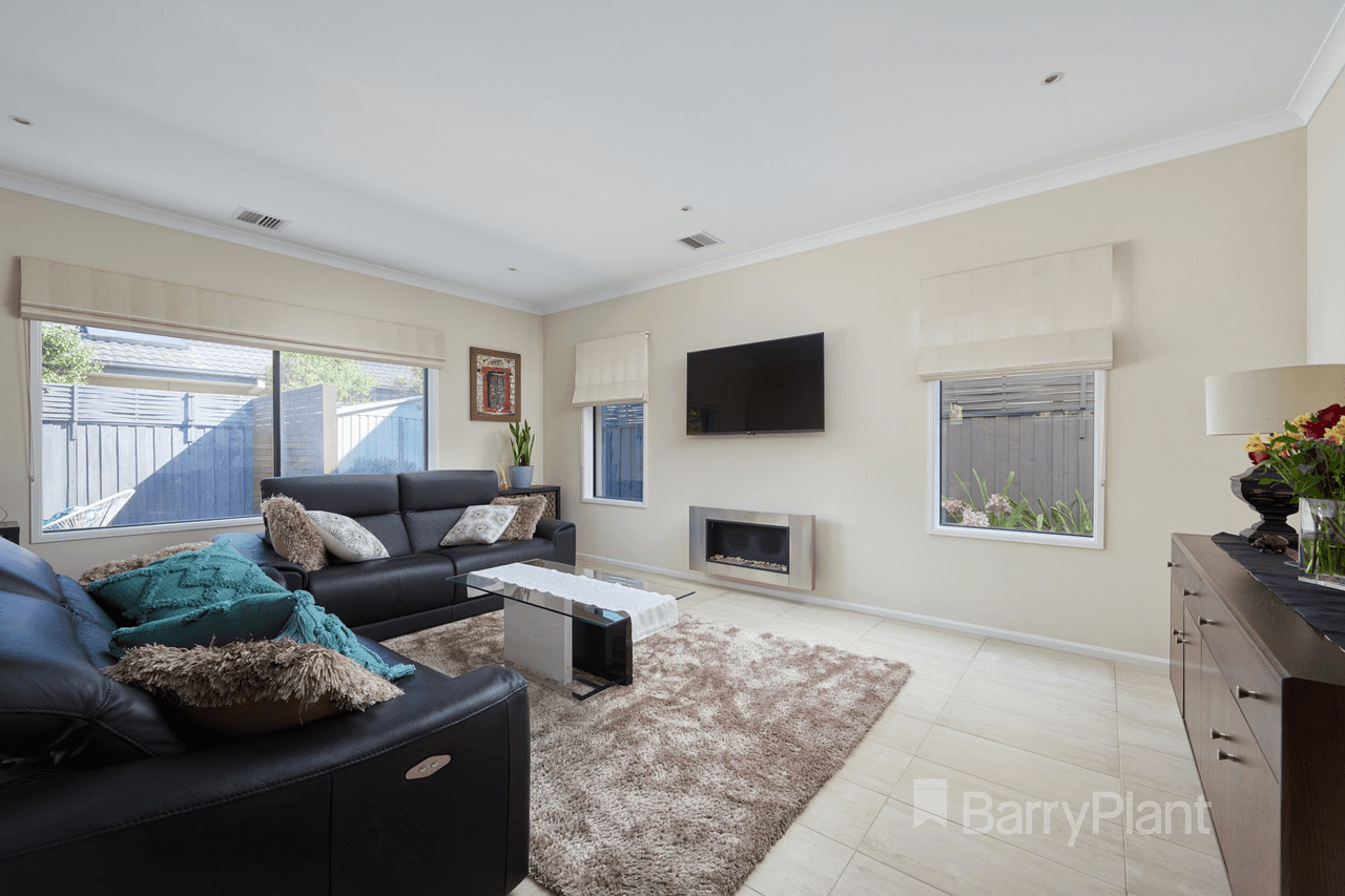 219 Sandhurst Boulevard, Sandhurst, VIC 3977