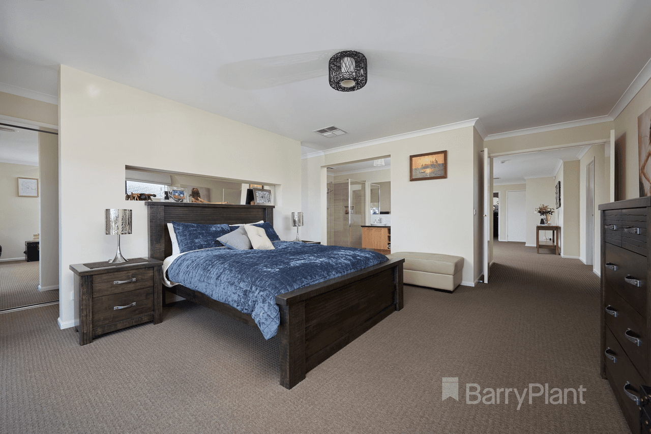 219 Sandhurst Boulevard, Sandhurst, VIC 3977