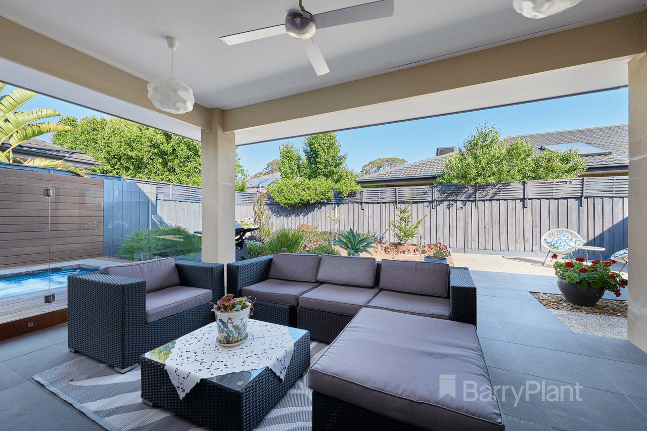 219 Sandhurst Boulevard, Sandhurst, VIC 3977