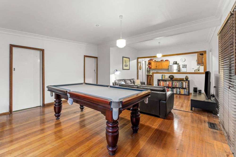 24 Eley Road, BURWOOD, VIC 3125