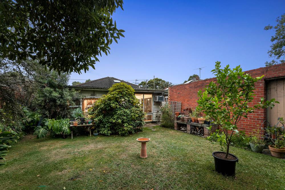 24 Eley Road, BURWOOD, VIC 3125