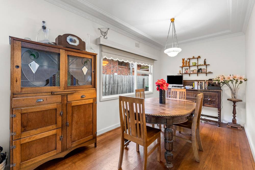 24 Eley Road, BURWOOD, VIC 3125