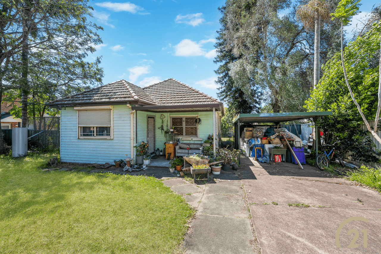 1 Laurel Street, Carramar, NSW 2163