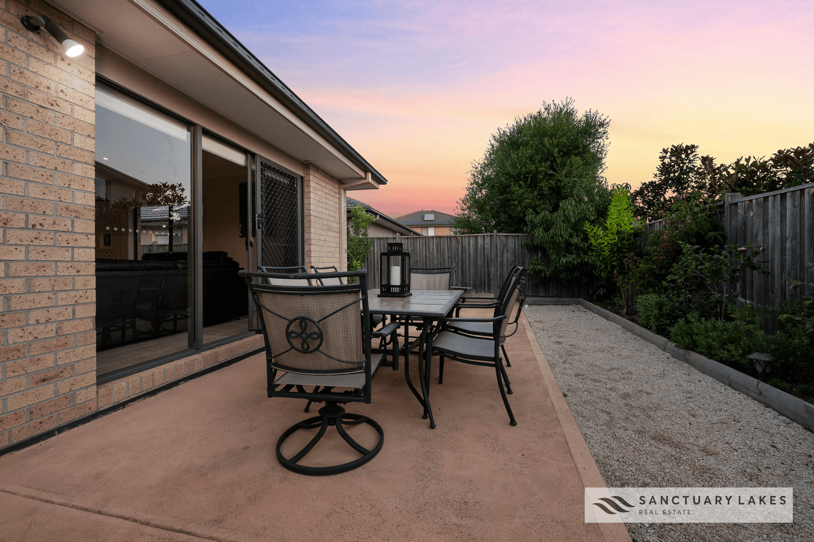 30 The Esplanade, SANCTUARY LAKES, VIC 3030