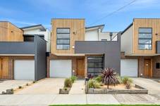 13 Lothian Street, Rippleside, VIC 3215