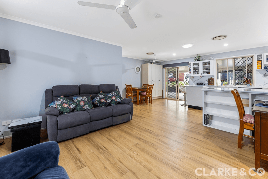 25 Chantilly Crescent, Beerwah, QLD 4519