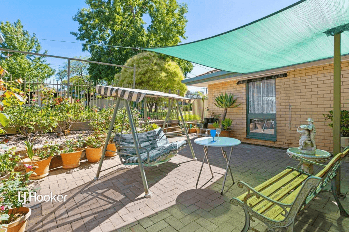 4 Lydia Avenue, SURREY DOWNS, SA 5126