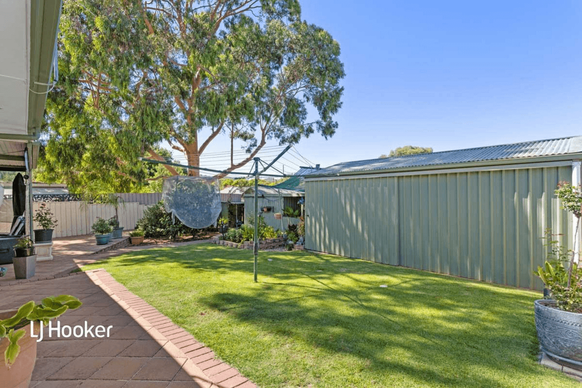 4 Lydia Avenue, SURREY DOWNS, SA 5126