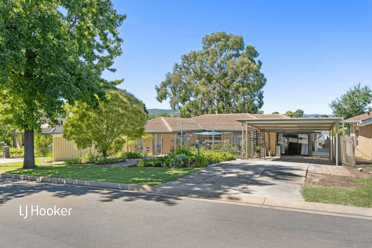 4 Lydia Avenue, SURREY DOWNS, SA 5126