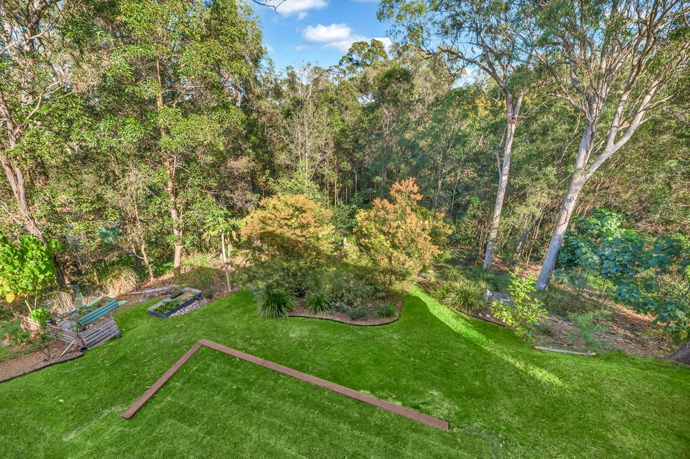 9 Carinya Court, PIMPAMA, QLD 4209