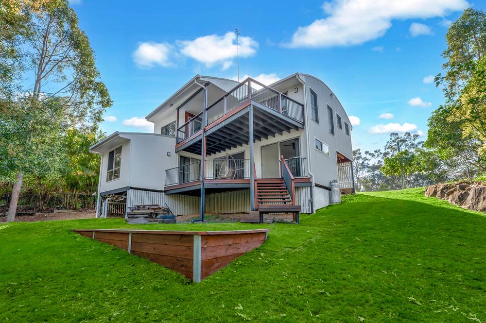 9 Carinya Court, PIMPAMA, QLD 4209