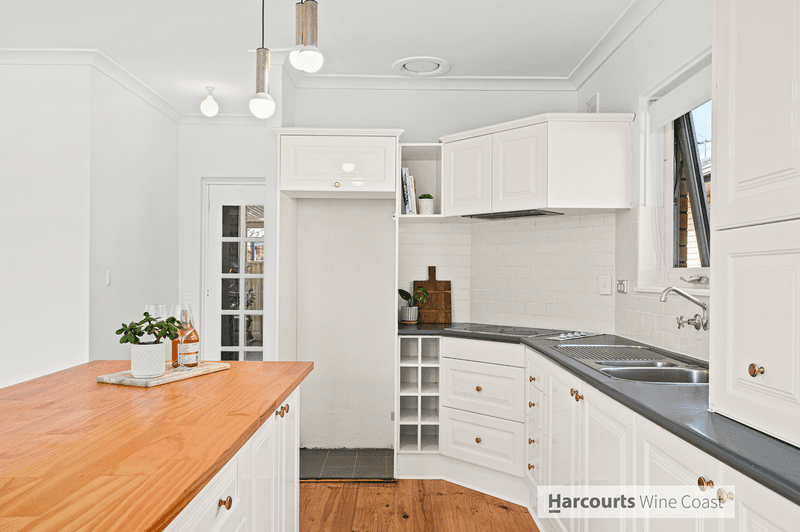 62 Cambridge Street, PORT NOARLUNGA SOUTH, SA 5167