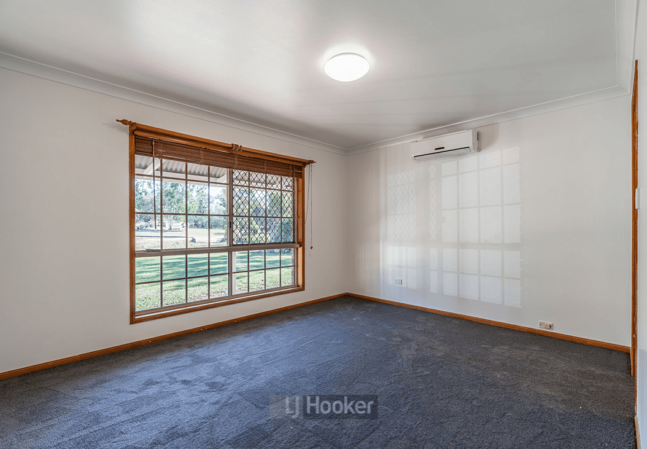 90-94 Bushman Drive, FLAGSTONE, QLD 4280