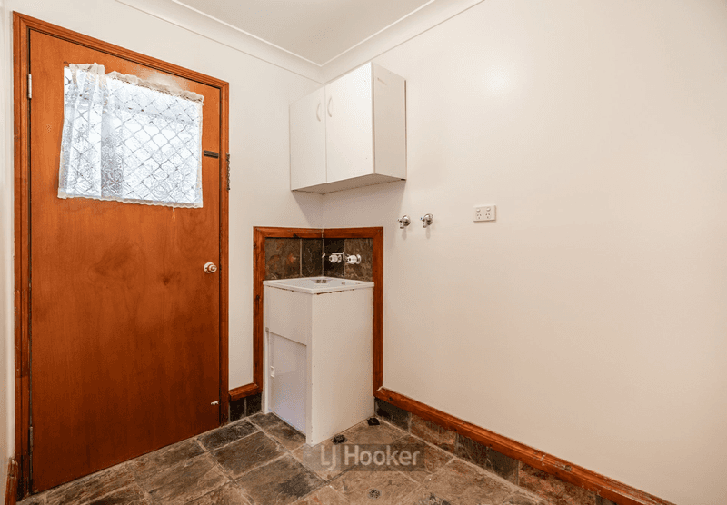 90-94 Bushman Drive, FLAGSTONE, QLD 4280